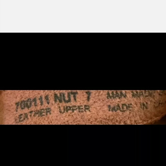 Minnetonka Women's size 7 leather sandal - Picture 7 of 8